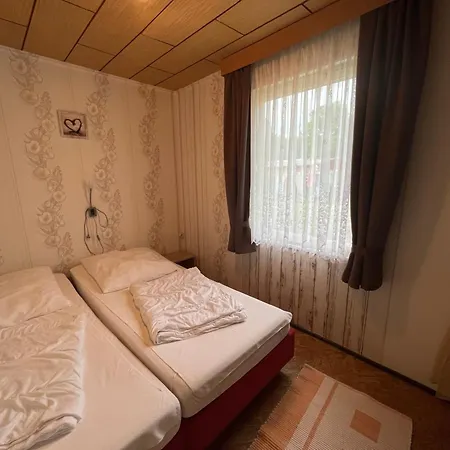 Ferien-bungalow Im Seebad Ueckermuendeot Bellin Casa vacanze
